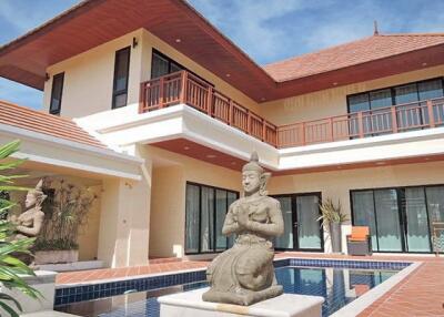 House for sale at Bangsaray Pattaya