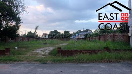 Land in Phetkanjana Village  Land for sale in East Pattaya, Pattaya. SL13070
