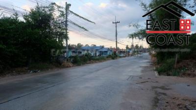 Land in Phetkanjana Village  Land for sale in East Pattaya, Pattaya. SL13070