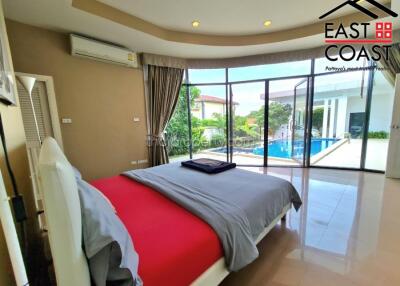 Private House in Pong House for sale and for rent in East Pattaya, Pattaya. SRH13785