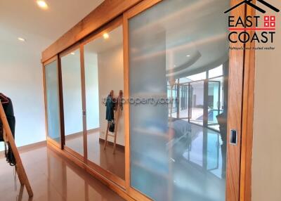 Private House in Pong House for sale and for rent in East Pattaya, Pattaya. SRH13785