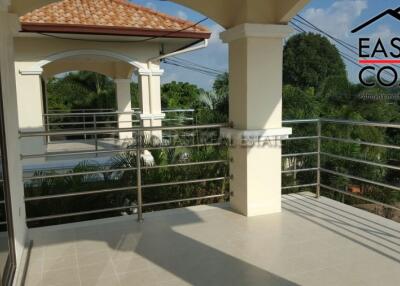 Lakeside Court House for sale in East Pattaya, Pattaya. SH7557