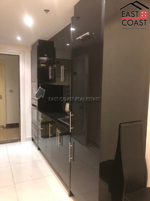 View Talay 6 Condo for rent in Pattaya City, Pattaya. RC12591