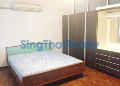 For RENT : House Thonglor / 3 Bedroom / 2 Bathrooms / 171 sqm / 50000 THB [3685295]