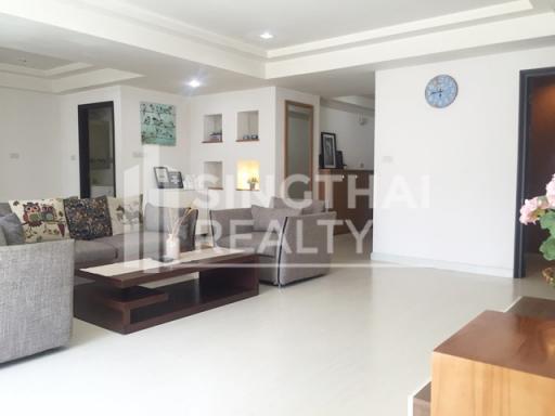 For RENT : Royal Castle / 3 Bedroom / 3 Bathrooms / 165 sqm / 50000 THB [3671951]