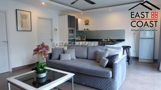 Tudor Court Condo for sale and for rent in Pratumnak Hill, Pattaya. SRC8442