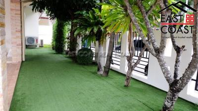 SP5 Village House for rent in East Pattaya, Pattaya. RH11949