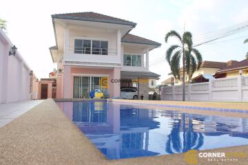 4 bedroom House in Lakeside Court 2 East Pattaya