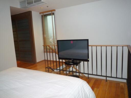 For RENT : The Emporio Place / 1 Bedroom / 2 Bathrooms / 84 sqm / 50000 THB [3785996]