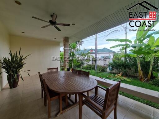 SP5 Village House for rent in East Pattaya, Pattaya. RH12974