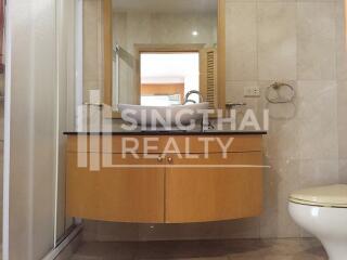 For RENT : Royal Castle / 2 Bedroom / 3 Bathrooms / 141 sqm / 50000 THB [3897119]