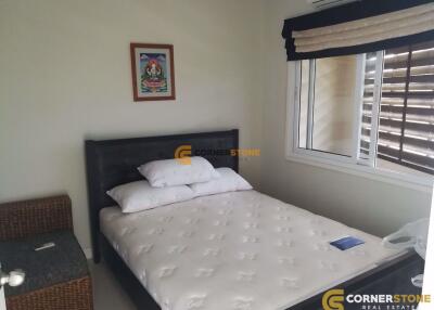 คอนโดนี้ มีห้องนอน 2 ห้องนอน  อยู่ในโครงการ คอนโดมิเนียมชื่อ Sunrise Beach Resort And