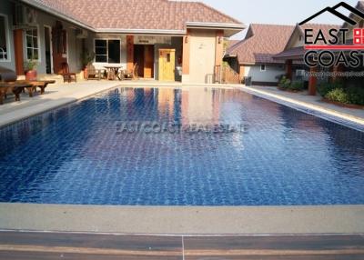 Benwadee Resort House for rent in East Pattaya, Pattaya. RH7914