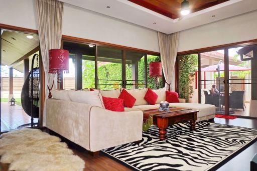 4 bedroom House in Baan Balina 3 Huay Yai