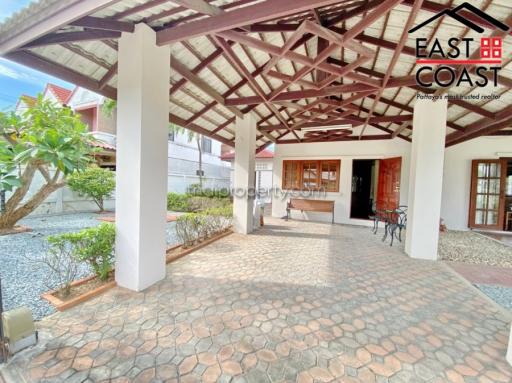 Park Village House for sale in East Pattaya, Pattaya. SH13797