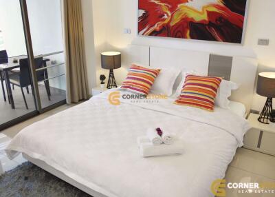 1 bedroom Condo in Wong Amat Tower Wongamat