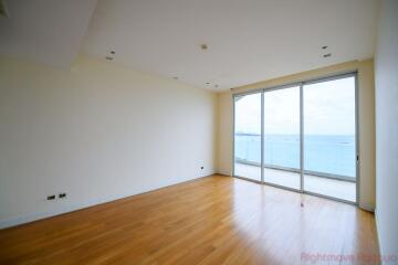 4 Bed Condo For Sale In Wongamat - The Cove Pattaya