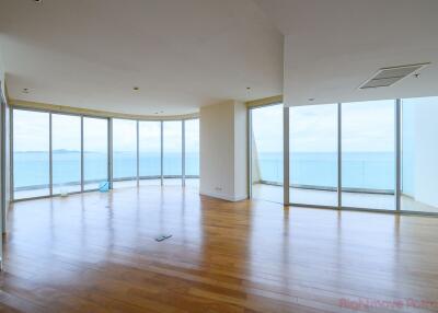 4 Bed Condo For Sale In Wongamat - The Cove Pattaya