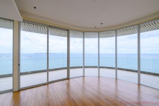 4 Bed Condo For Sale In Wongamat - The Cove Pattaya