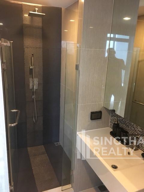 For RENT : Rhythm Sukhumvit 44/1 / 1 Bedroom / 1 Bathrooms / 61 sqm / 50000 THB [4919399]