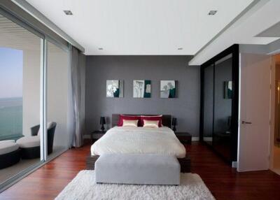 155 ตรม., 2 ห้องนอน, 3 ห้องน้ำ คอนโด ราคา ฿ 22,950,000