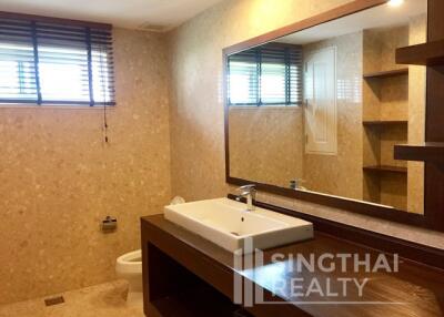 For RENT : Wattana Suite / 2 Bedroom / 2 Bathrooms / 141 sqm / 50000 THB [5428772]