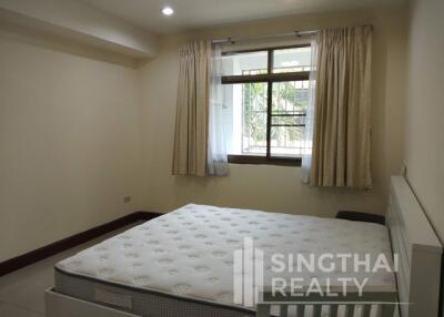 For RENT : Royal Castle / 3 Bedroom / 2 Bathrooms / 141 sqm / 50000 THB [5456783]