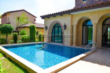 Nusa Chivani House for sale in South Jomtien, Pattaya. SH7147