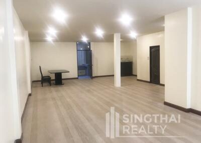 For RENT : House Thonglor / 3 Bedroom / 3 Bathrooms / 201 sqm / 50000 THB [5546813]