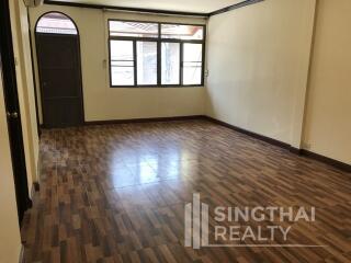 For RENT : House Thonglor / 3 Bedroom / 3 Bathrooms / 201 sqm / 50000 THB [5546813]