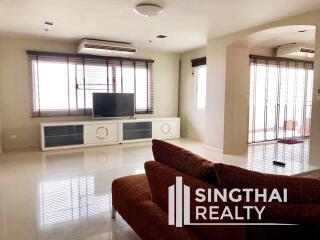 For RENT : 33 Tower / 3 Bedroom / 3 Bathrooms / 207 sqm / 50000 THB [5640131]