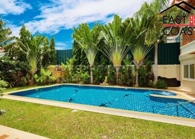 Private Pool Villa House for sale in Pratumnak Hill, Pattaya. SH11367