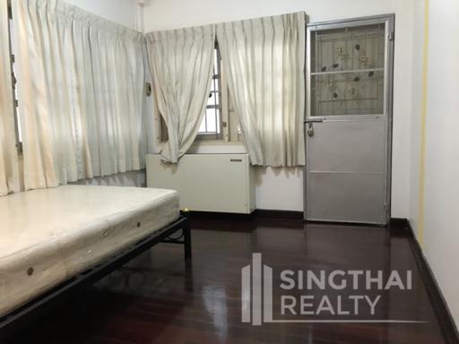 For RENT : House Thonglor / 3 Bedroom / 3 Bathrooms / 281 sqm / 50000 THB [6026375]