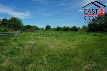 Land in Soi Sang Petcharat Land for sale in East Pattaya, Pattaya. SL10585