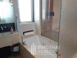 For RENT : The Address Sukhumvit 28 / 2 Bedroom / 2 Bathrooms / 66 sqm / 50000 THB [6184945]