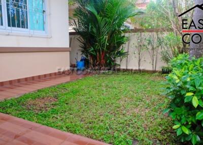 Boonraksa Village House for sale in East Pattaya, Pattaya. SH11237