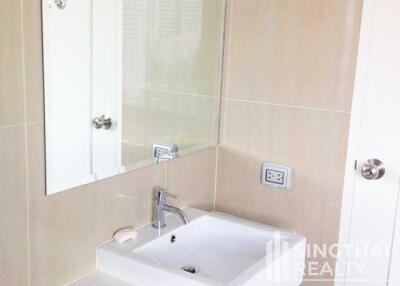 For RENT : Villa Asoke / 2 Bedroom / 2 Bathrooms / 82 sqm / 50000 THB [6361351]