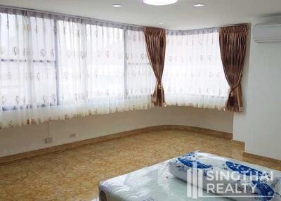 For RENT : The Concord / 3 Bedroom / 2 Bathrooms / 206 sqm / 50000 THB [6380293]