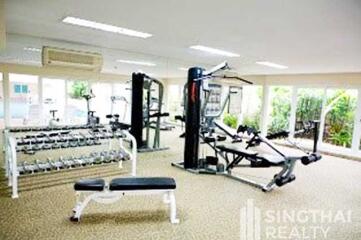 For RENT : Baan Siri Sathorn Yenakard / 3 Bedroom / 2 Bathrooms / 109 sqm / 50000 THB [6600244]