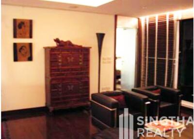 For RENT : Urbana Sukhumvit 15 / 2 Bedroom / 2 Bathrooms / 106 sqm / 50000 THB [6648012]