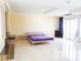 For RENT : Regent on the Park 1 / 2 Bedroom / 3 Bathrooms / 251 sqm / 50000 THB [6639301]