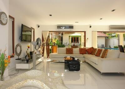 Jomtien Nivate  House for sale in Pratumnak Hill, Pattaya. SH5534