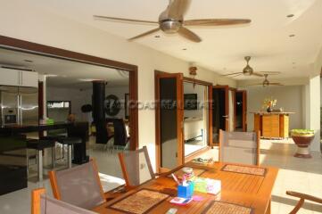 Jomtien Nivate  House for sale in Pratumnak Hill, Pattaya. SH5534