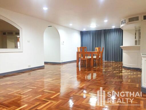 For RENT : Tongtip Mansion / 3 Bedroom / 3 Bathrooms / 251 sqm / 50000 THB [6622090]