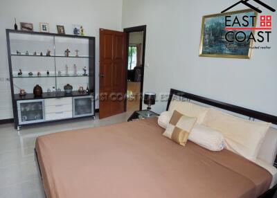 SP2 Village House for sale in East Pattaya, Pattaya. SH8057