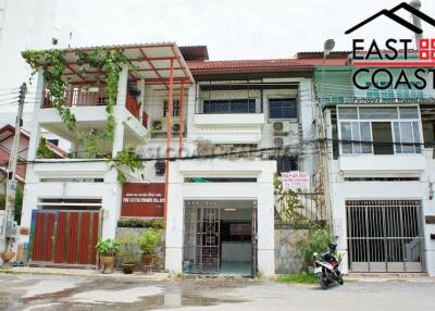 Townhouse Jomtien Soi 1 House for sale in Jomtien, Pattaya. SH8606