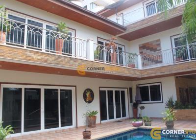 4 bedroom House in Island View Residence Na Jomtien