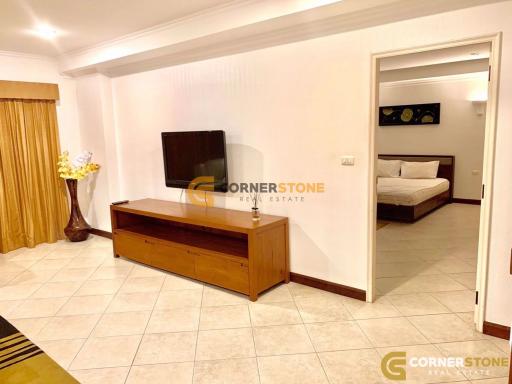 1 bedroom Condo in View Talay Residence 6 Wongamat