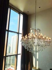 For RENT : The Emporio Place / 1 Bedroom / 1 Bathrooms / 84 sqm / 50000 THB [6808142]