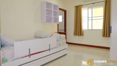 บ้านหลังนี้มี 3 ห้องนอน  อยู่ในโครงการชื่อ Green Field Villas 1  ตั้งอยู่ที่